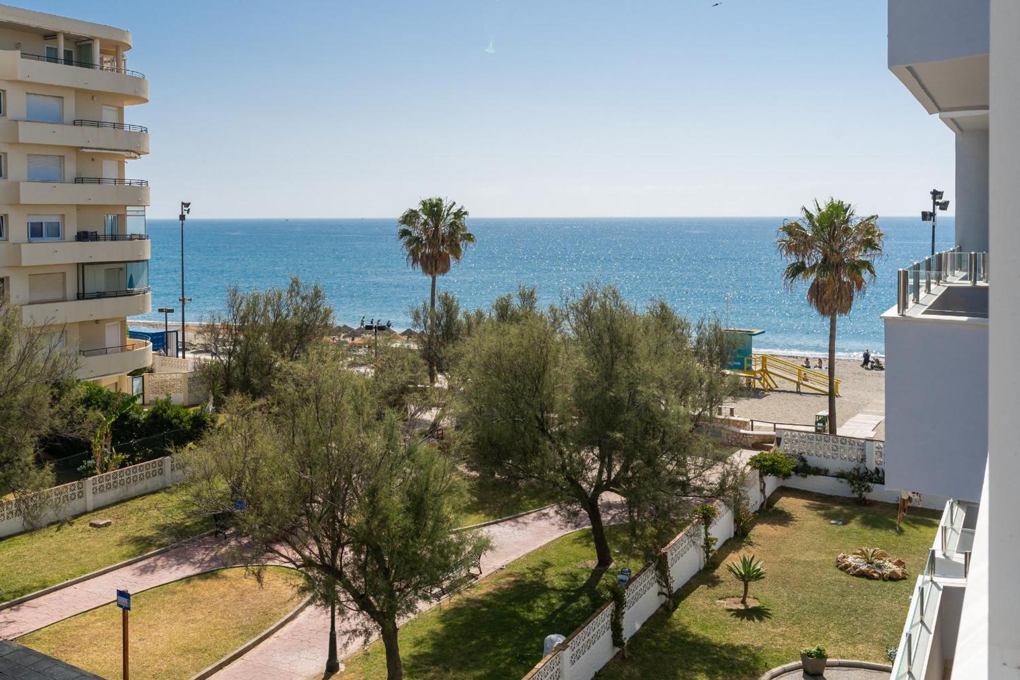 Blonzu Dominicana Fuengirola Ngoại thất bức ảnh