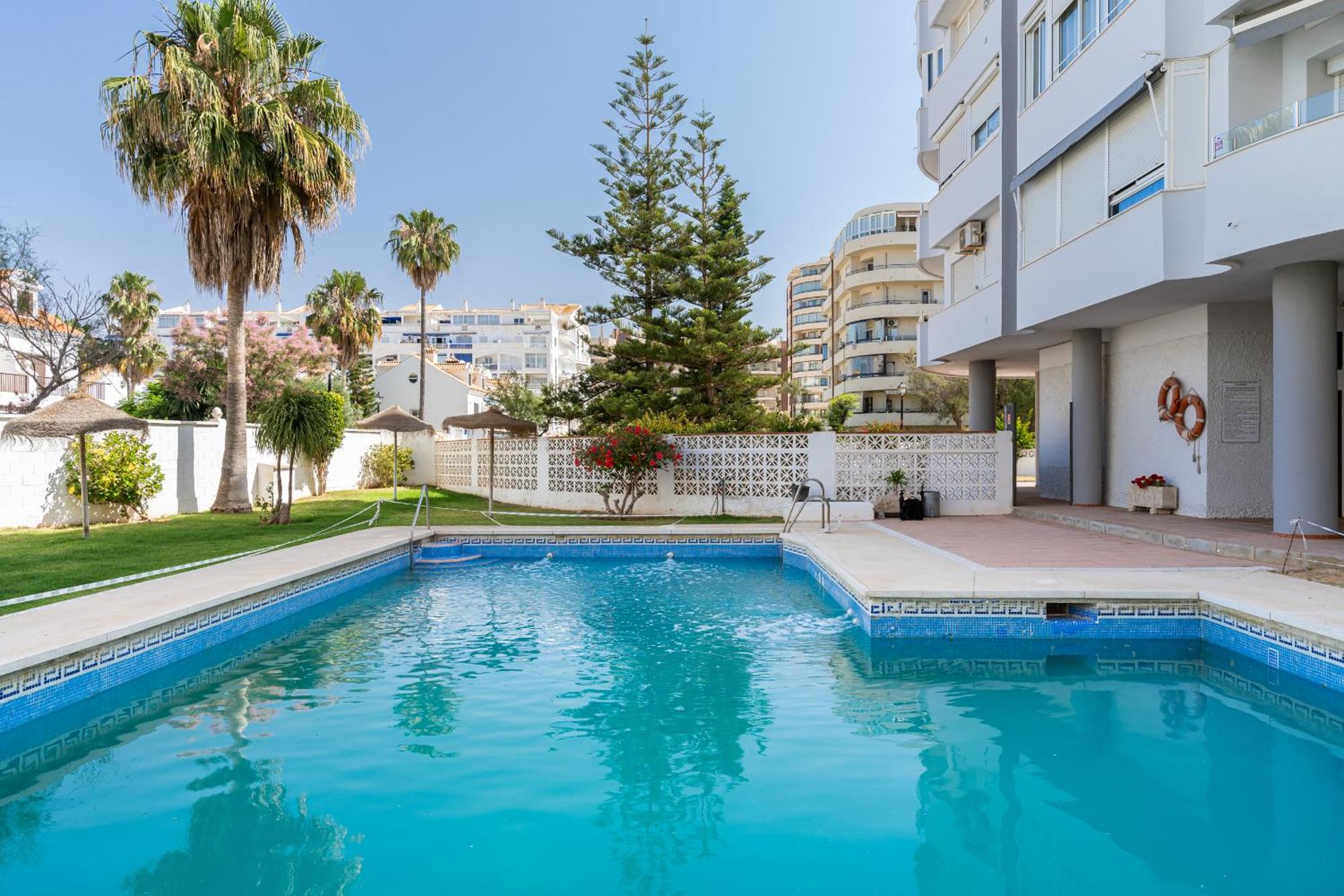 Blonzu Dominicana Fuengirola Ngoại thất bức ảnh